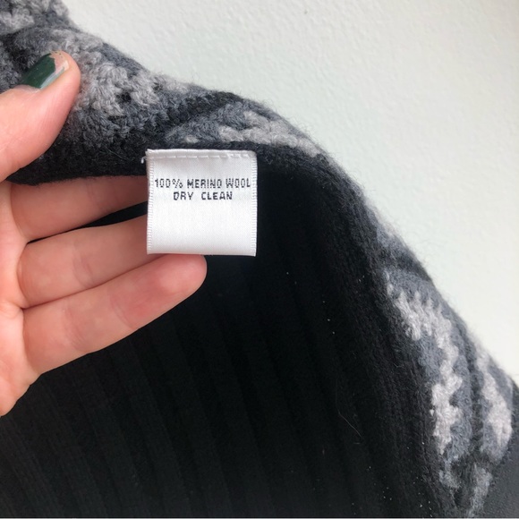 Vintage Talbots merino wool Granny square crochet knit sweater vest Sz L - Picture 12 of 14